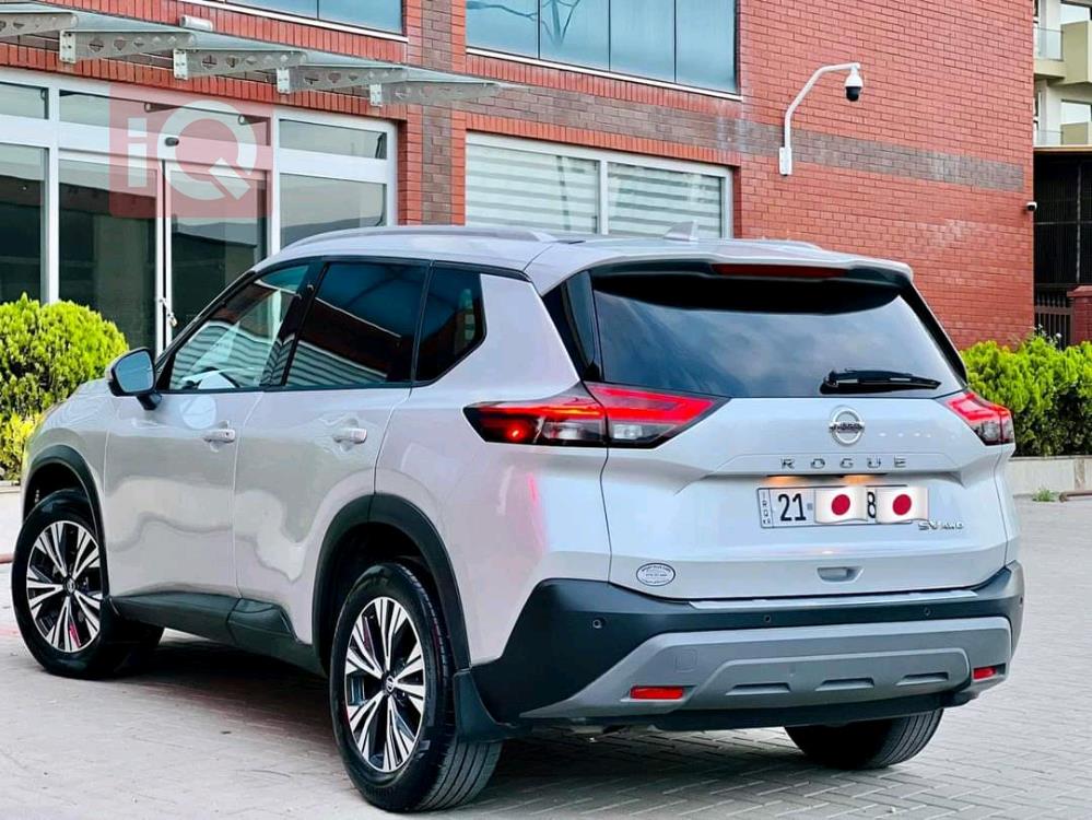 Nissan Rogue